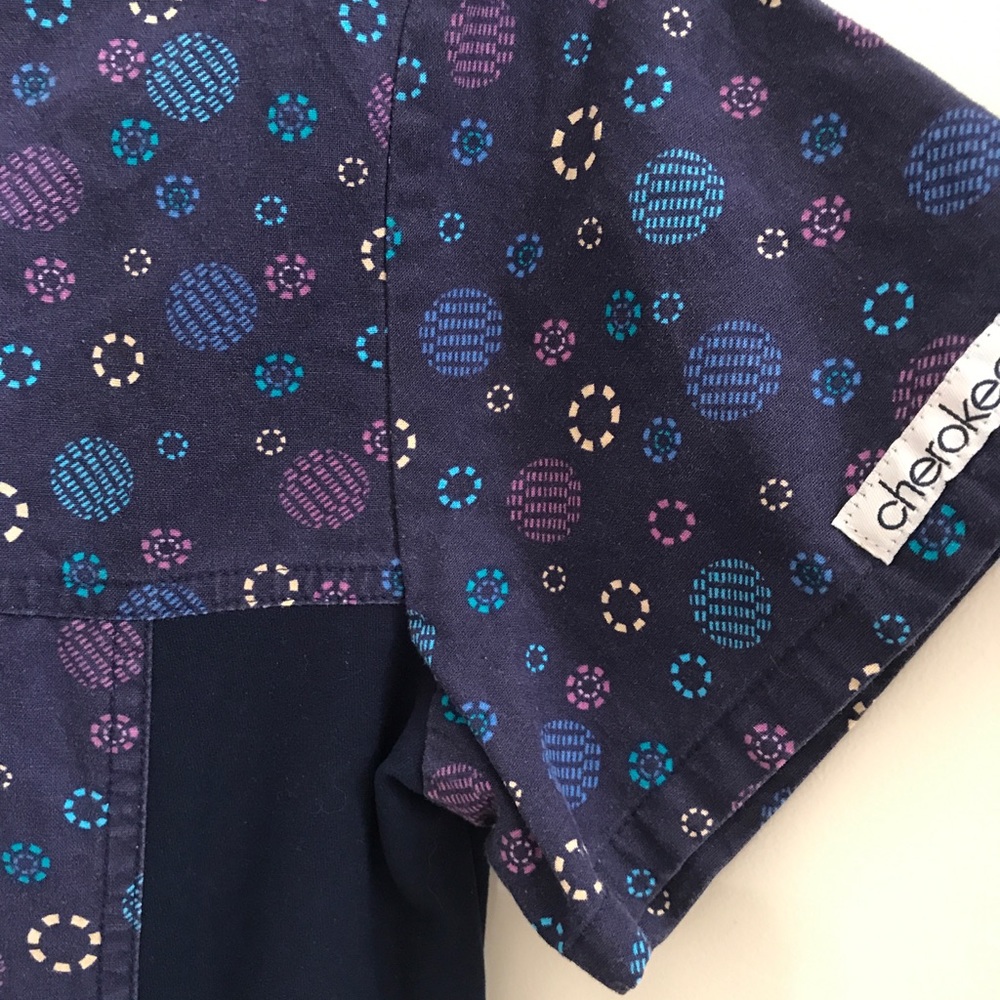 👩🏼⚕️Cherokee Scrub Top👩🏼⚕️ - Picture 4 of 5